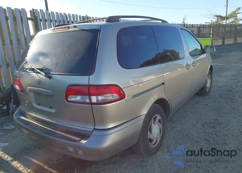 2001 Toyota Sienna Xle from USA, damaged, VIN 4T3ZF13C81U341841